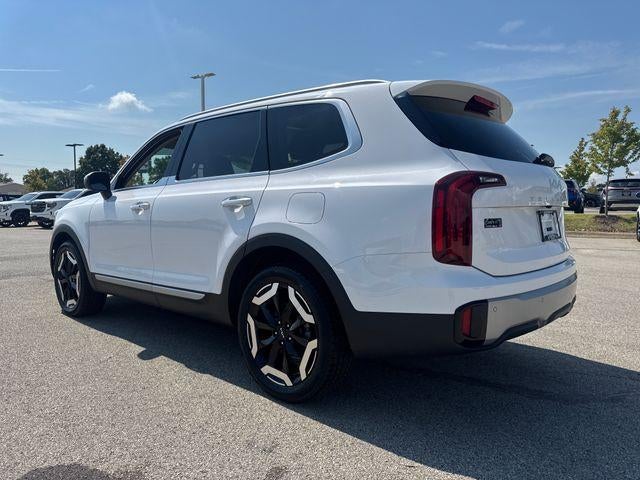2023 Kia Telluride — interior view