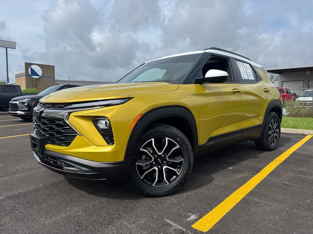 2025 Chevrolet Trailblazer ACTIV in Nitro Yellow Metallic — front three-quarter view