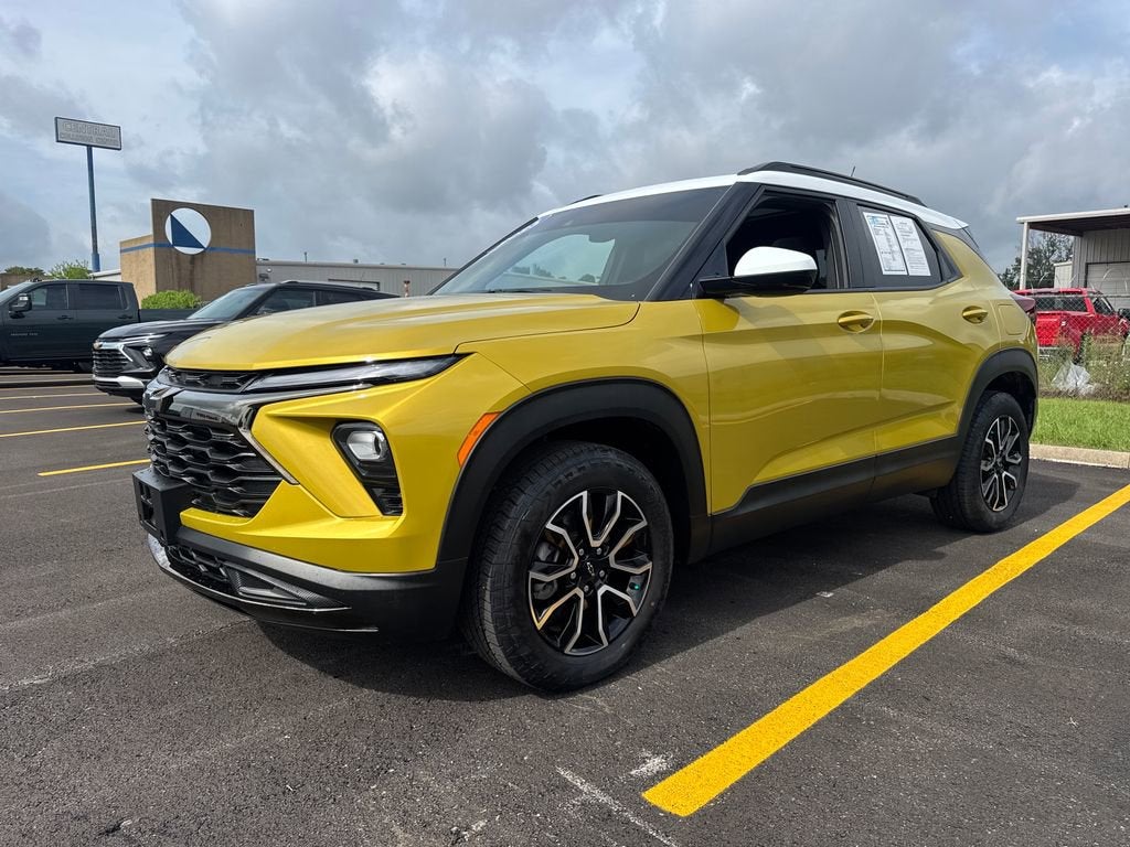 2025 Chevrolet Trailblazer — side profile view