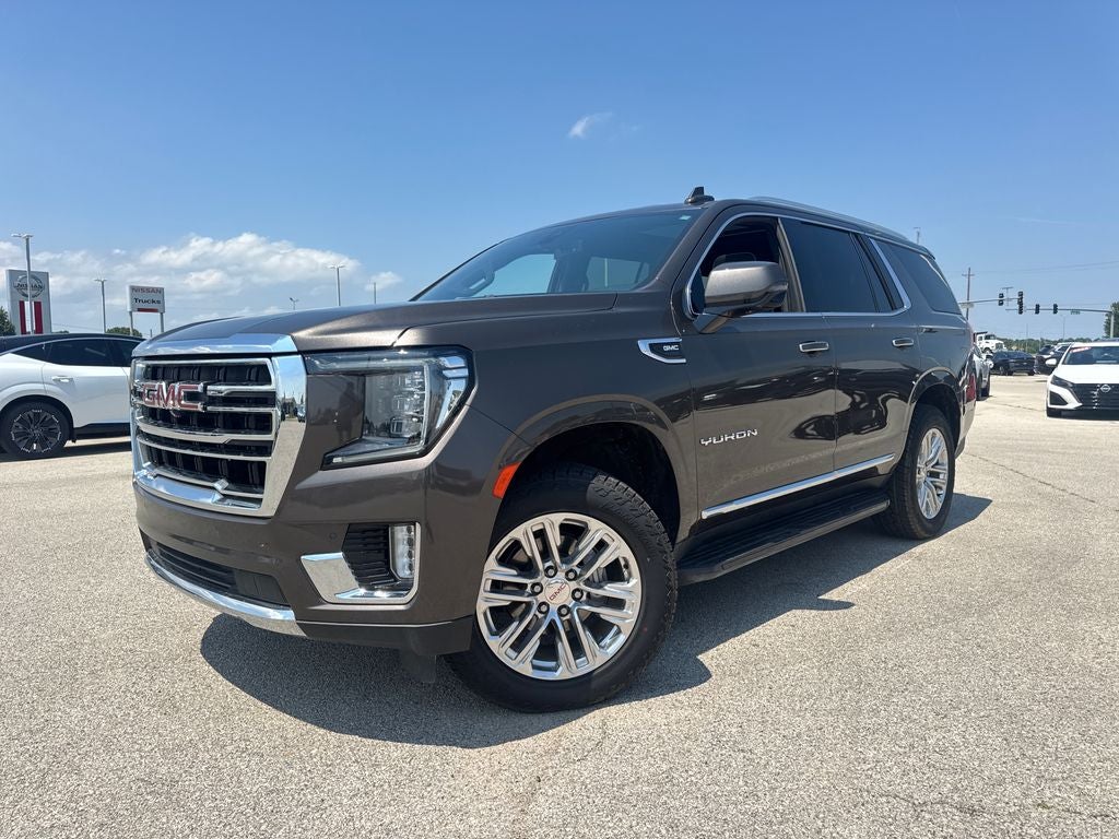 2021 GMC Yukon SLT in Quartz Metallic — front three-quarter view